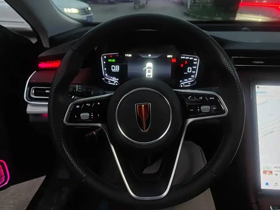 Hongqi Hongqi H5 — миниатюра 15
