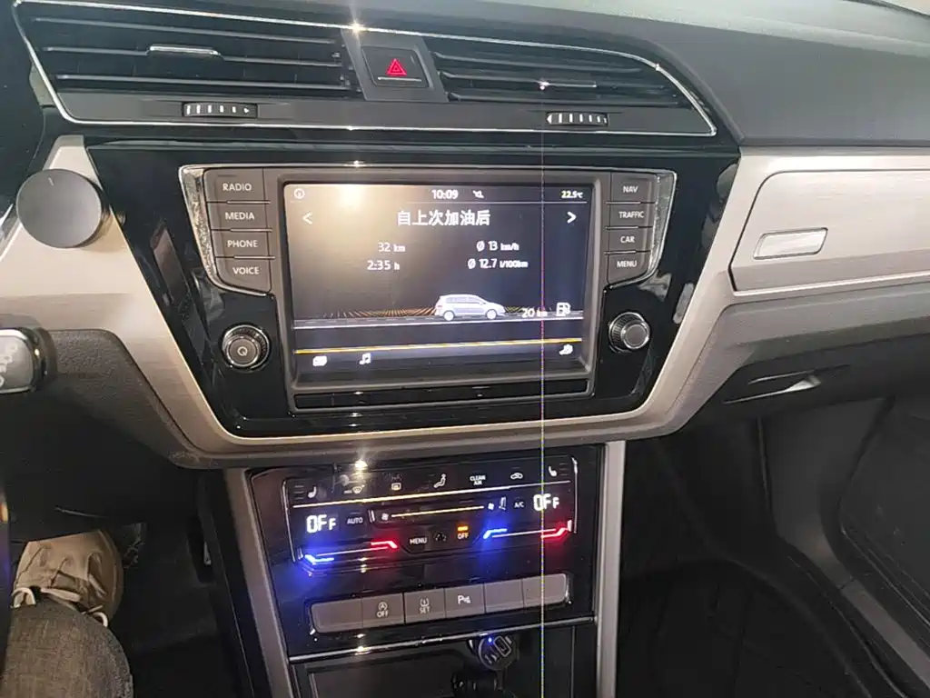 Volkswagen Touran — миниатюра 13