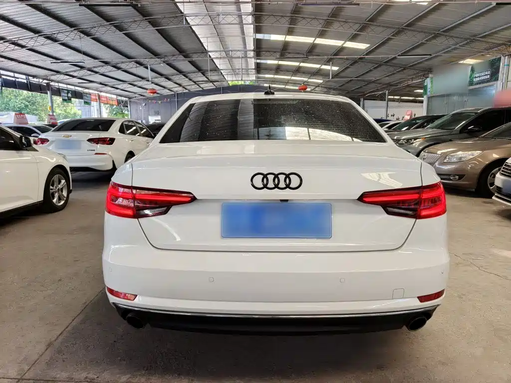 Audi A4L — миниатюра 6