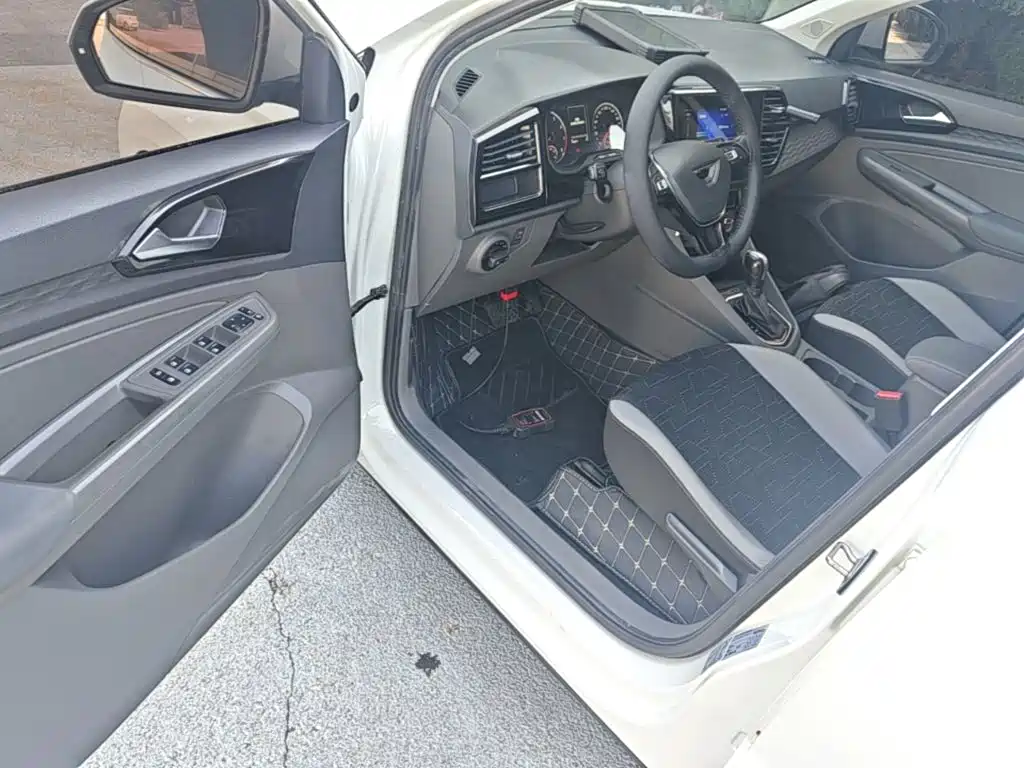 Jetta VS7 — миниатюра 16