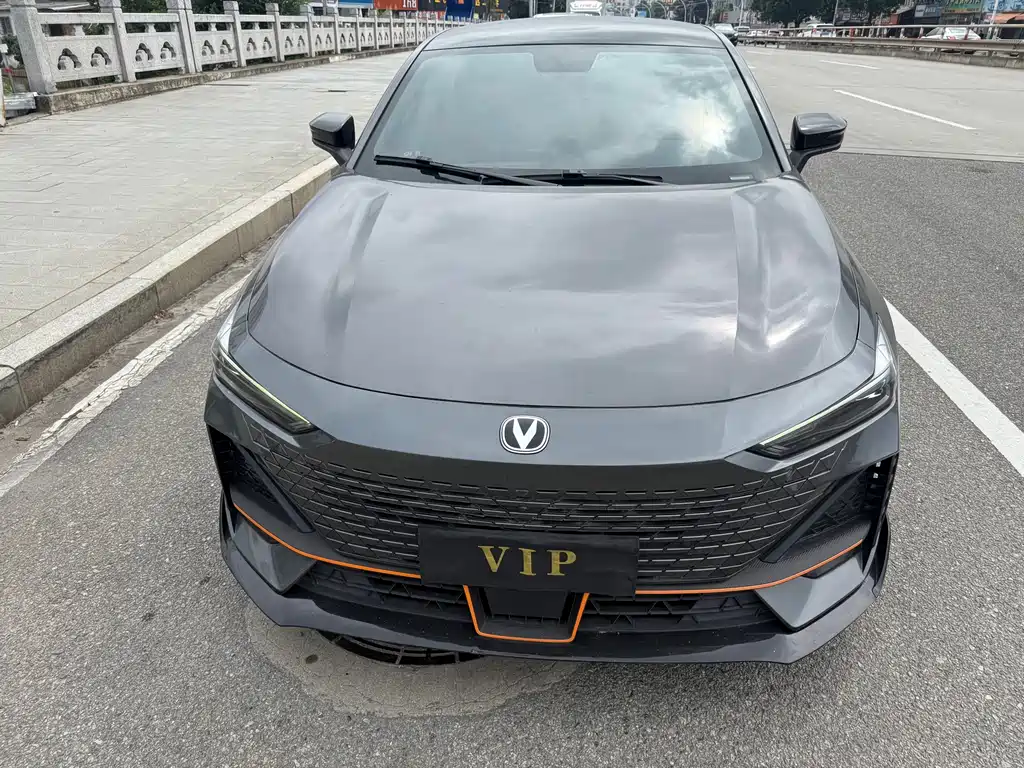 Changan UNI-V 2022 1.5T