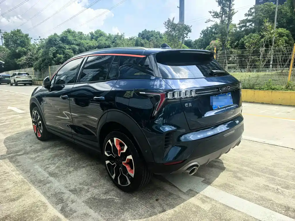 Lynk & Co 06 — миниатюра 6