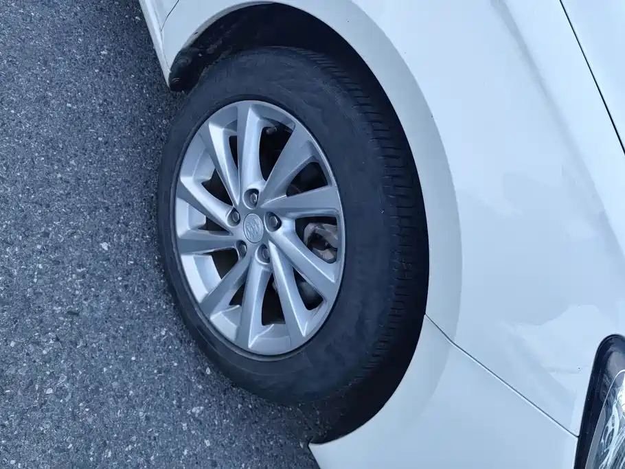 Buick Verano — миниатюра 6