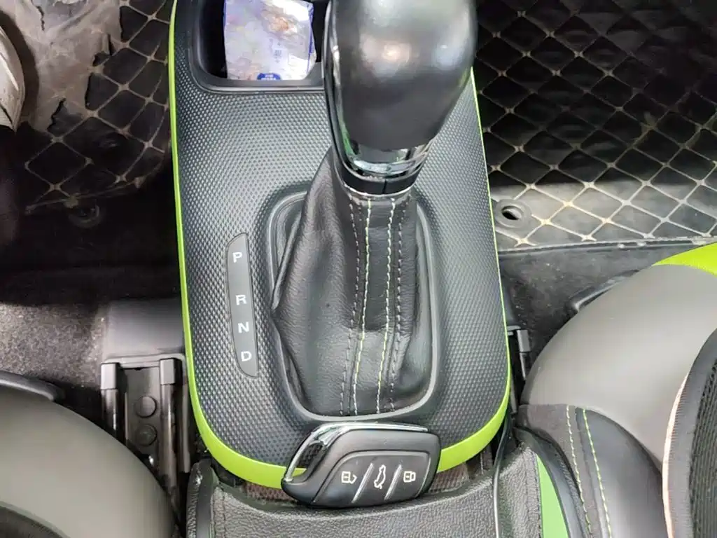 Roewe Clever — миниатюра 14
