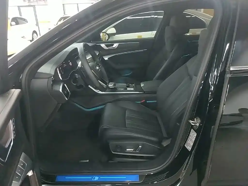 Audi A6L — миниатюра 15