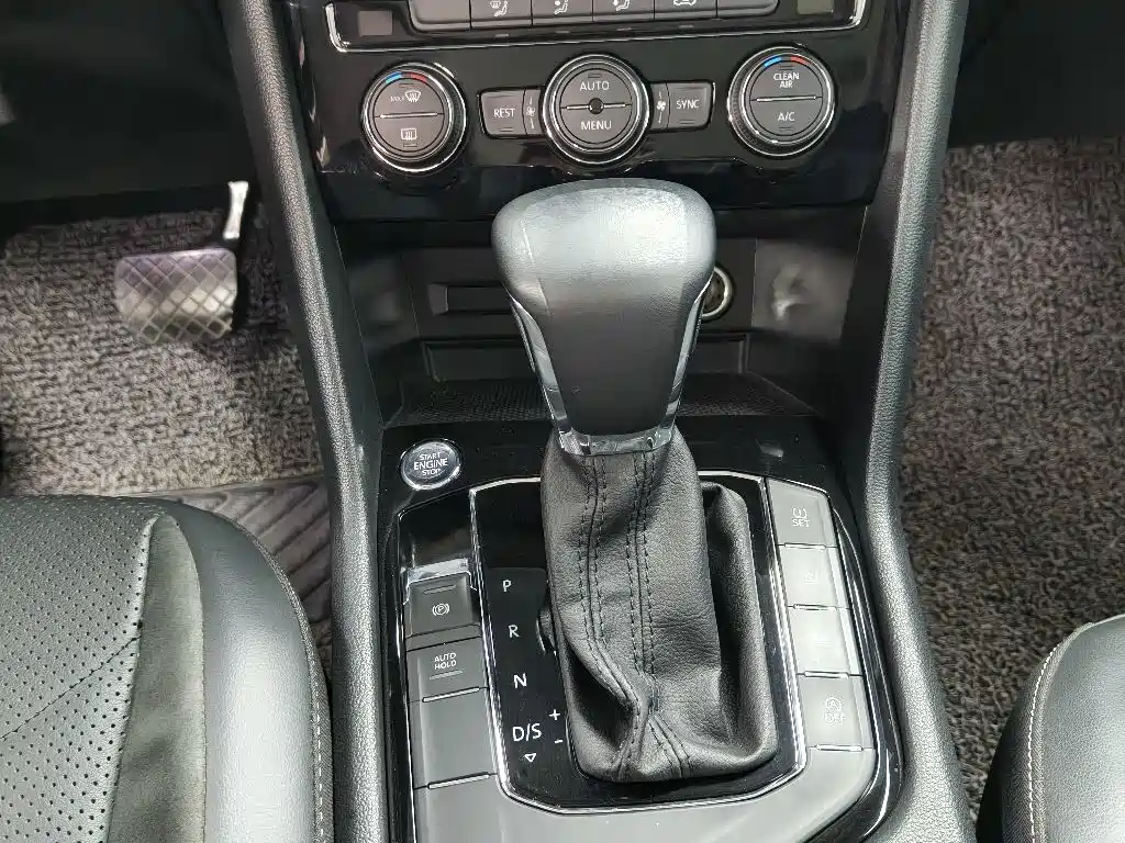 Volkswagen Tiguan L — миниатюра 9