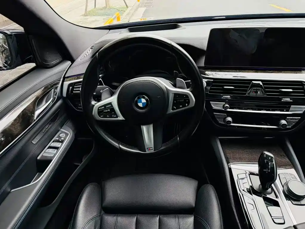 BMW 6 Series GT — миниатюра 11