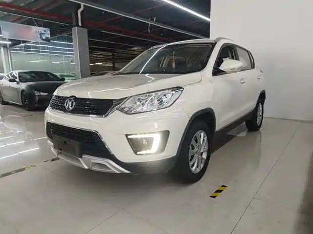 2016 BAIC Beijing X3
