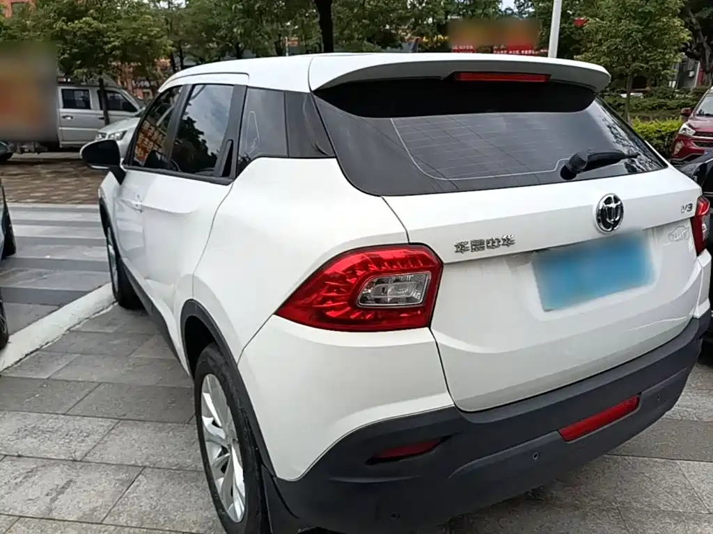 Zhonghua V3 — миниатюра 5
