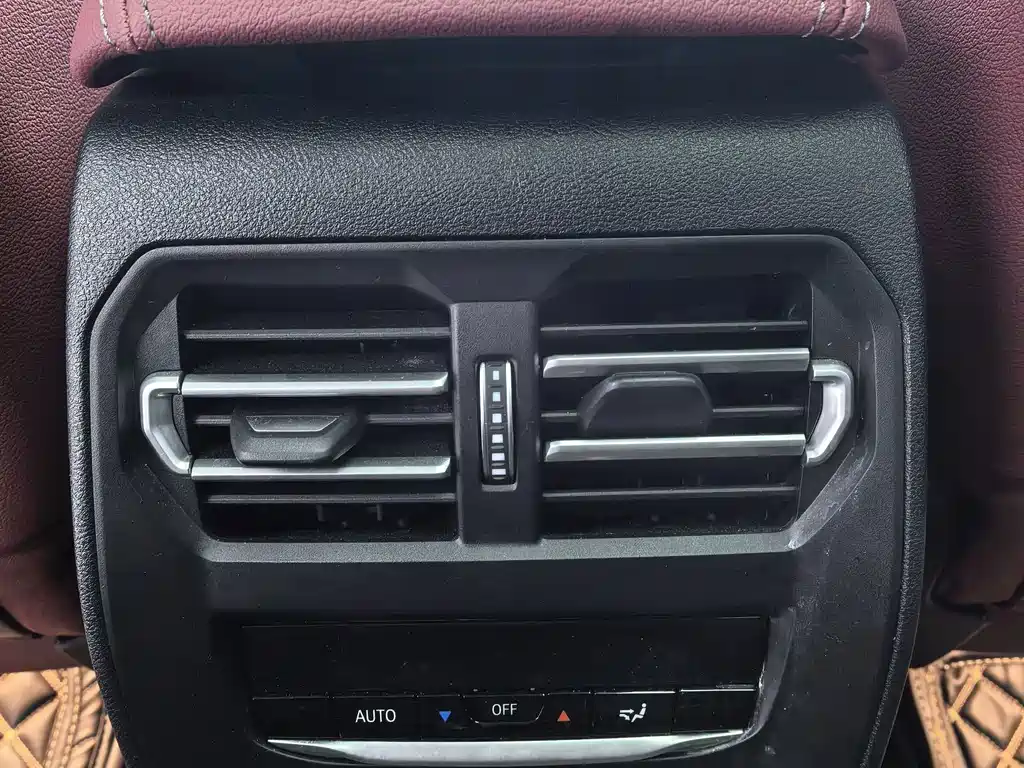 BMW 3 Series — миниатюра 13