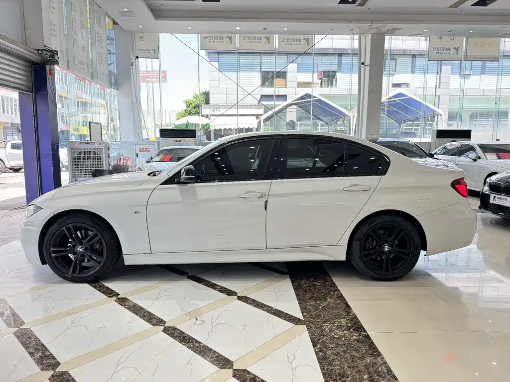 BMW 3 Series — миниатюра 18