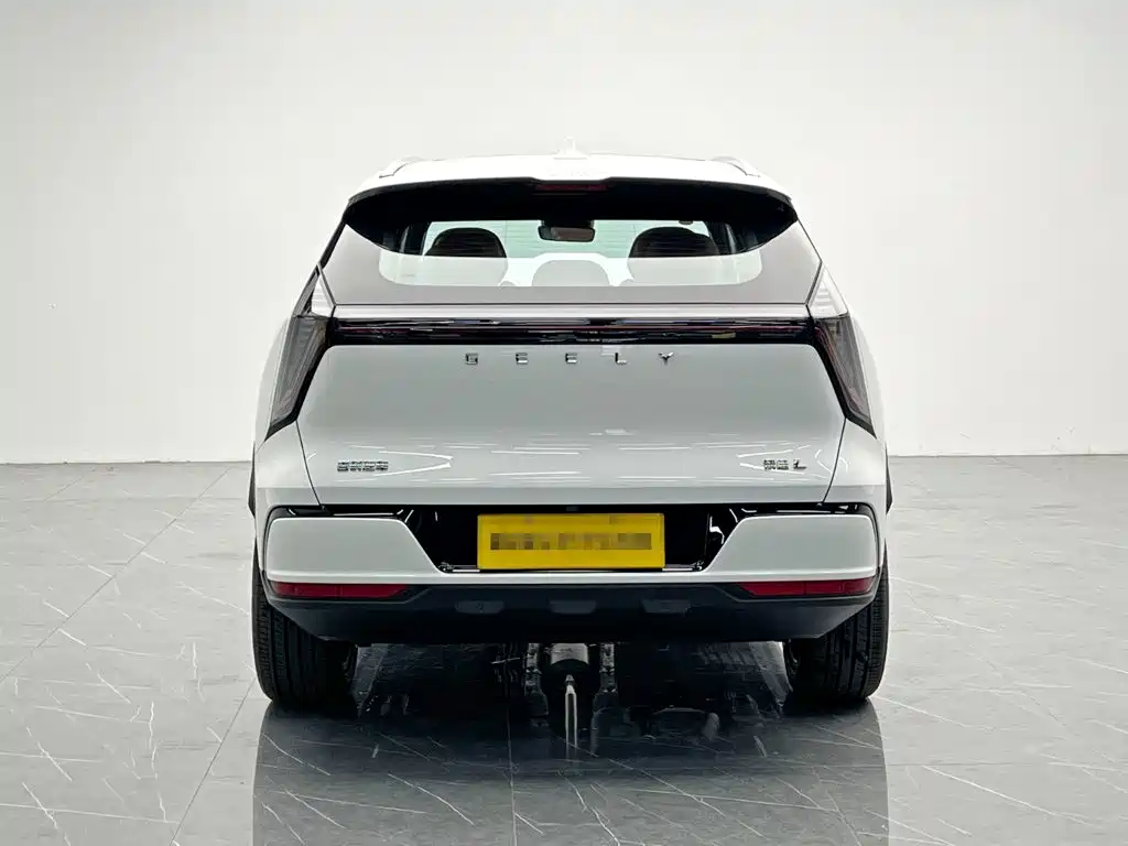Geely Boyue L — миниатюра 5