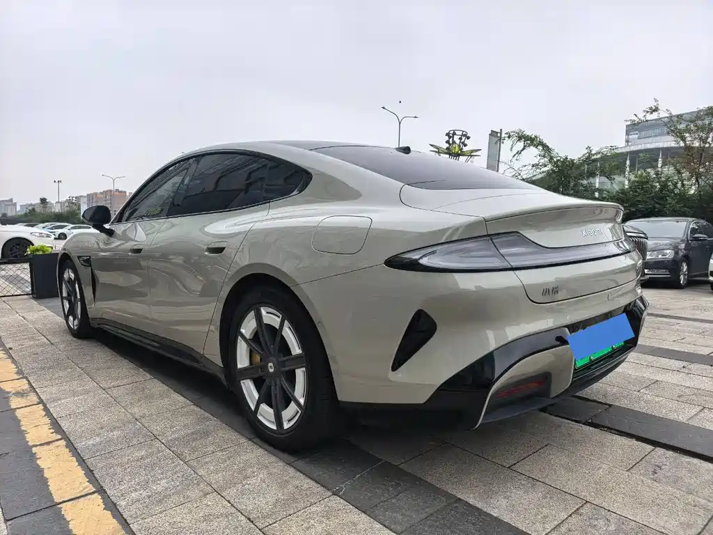 Xiaomi SU7 — миниатюра 14