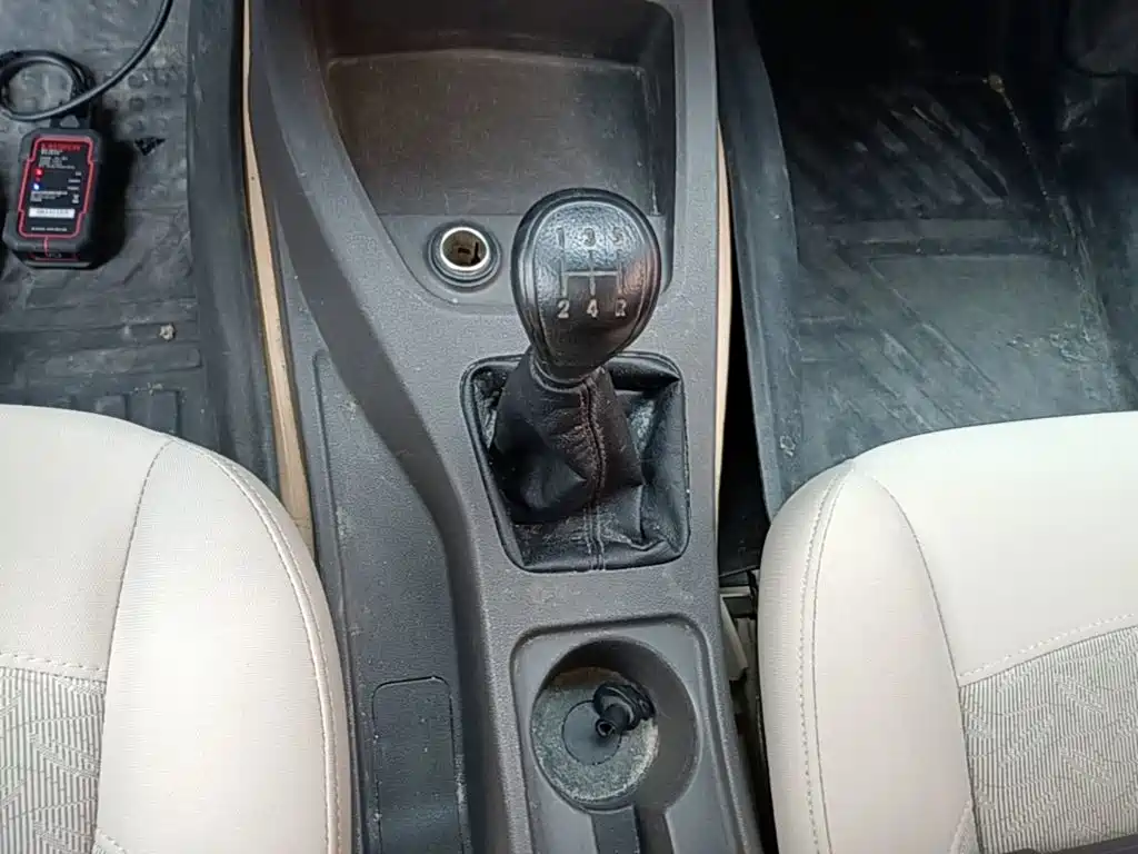 Wuling Hongguang — миниатюра 14