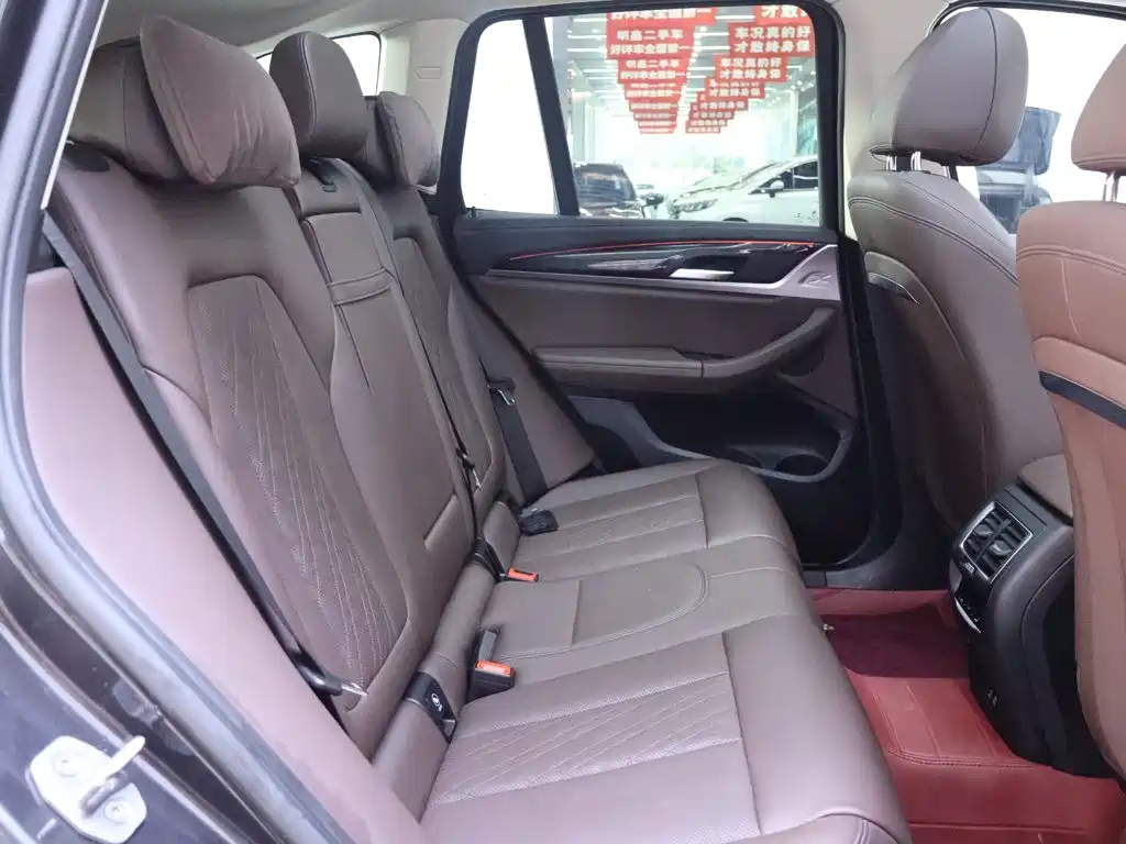 BMW X3 — миниатюра 23