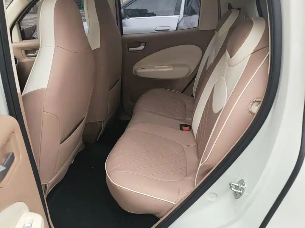 Wuling MINIEV — миниатюра 17