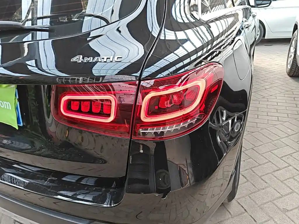 Mercedes-Benz GLC — миниатюра 8