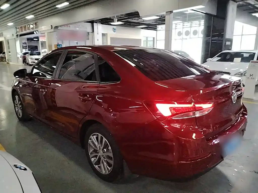 Buick Excelle — миниатюра 5