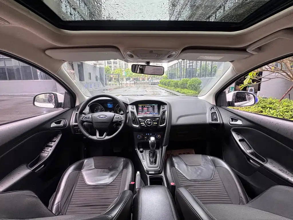 Ford Focus — миниатюра 7