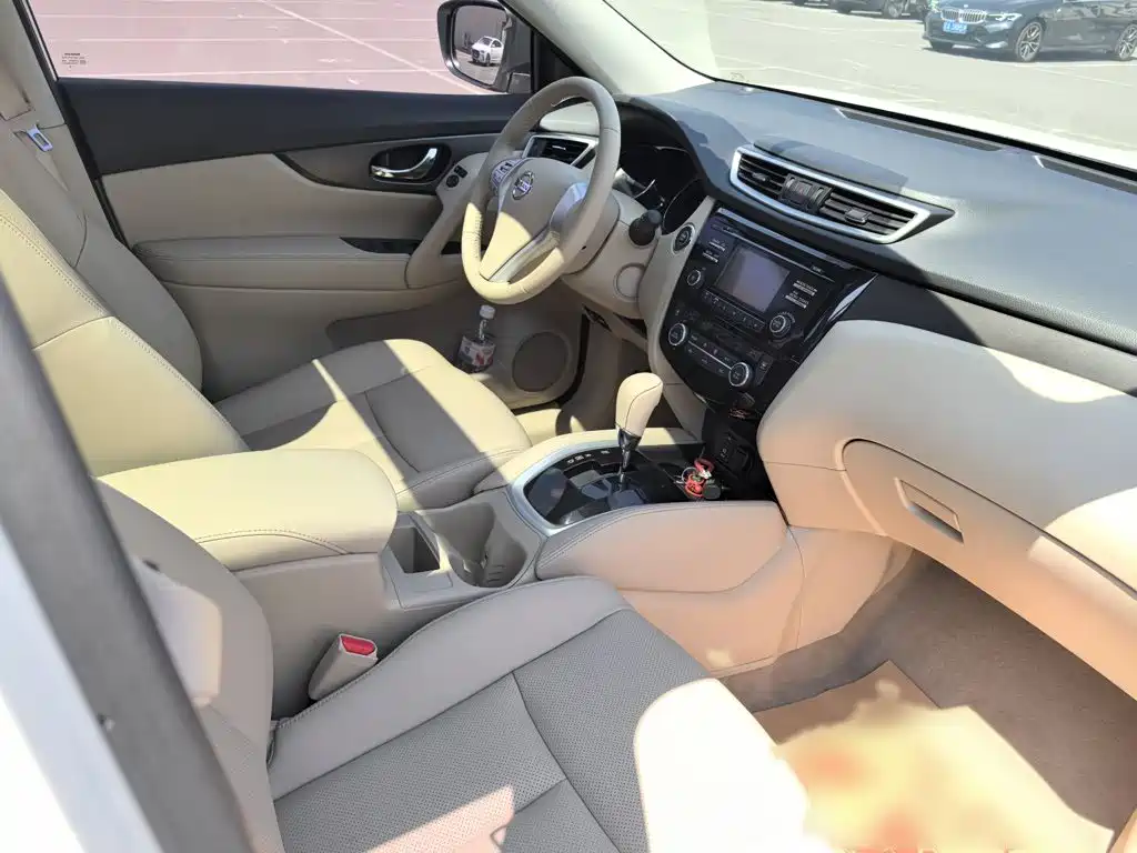 Nissan X-Trail — миниатюра 5