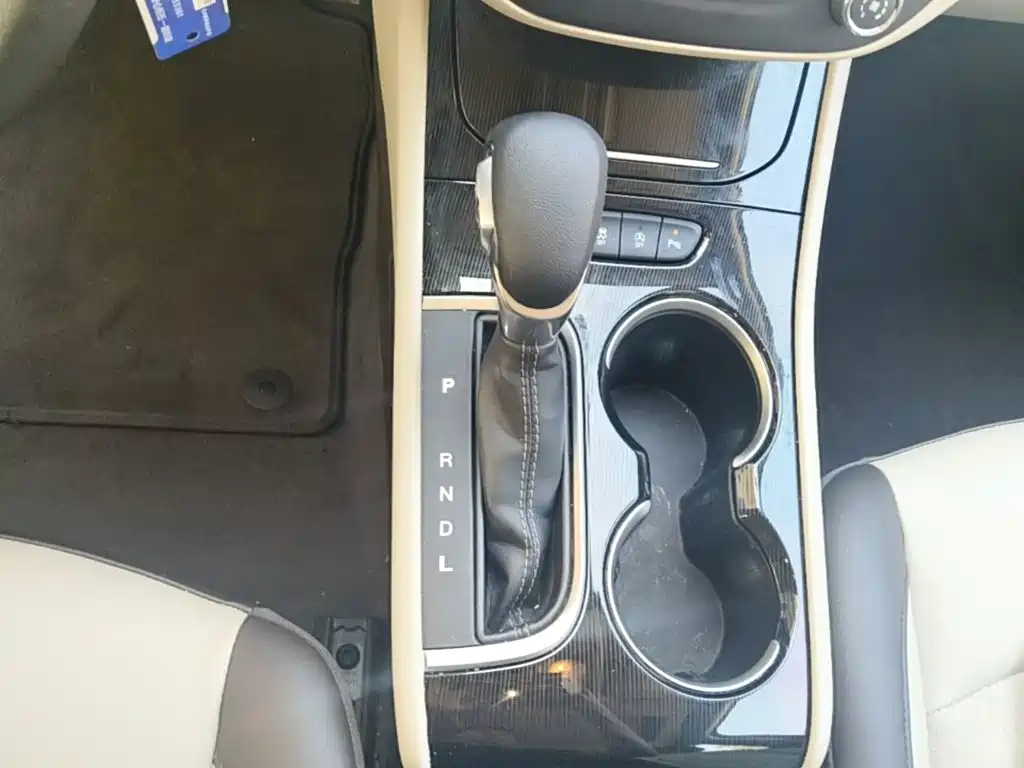 Buick Verano — миниатюра 14