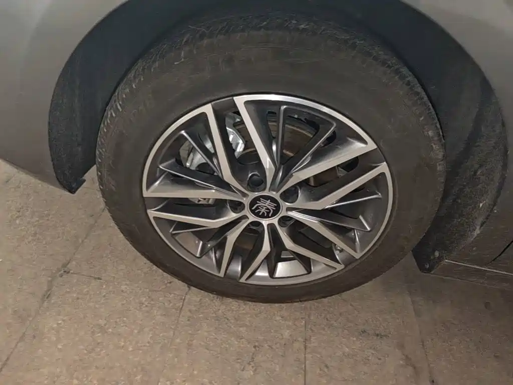 BYD Qin PLUS — миниатюра 23