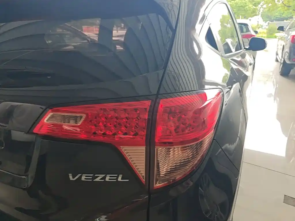 Honda Vezel — миниатюра 8