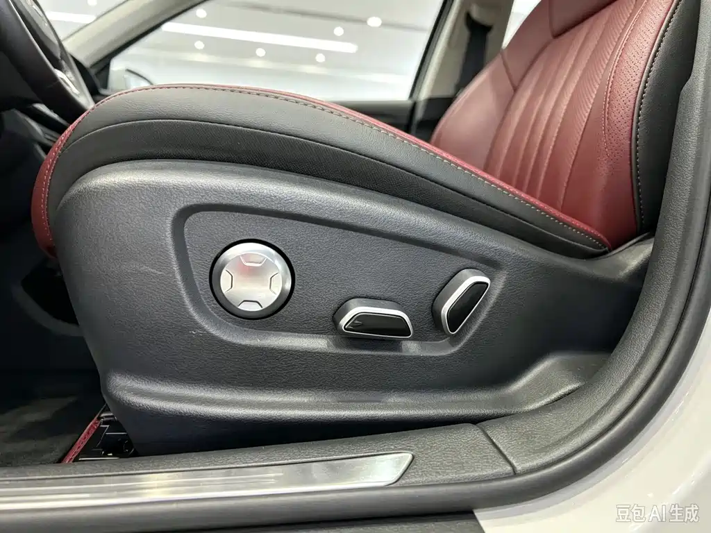 Hongqi Hongqi H5 — миниатюра 5
