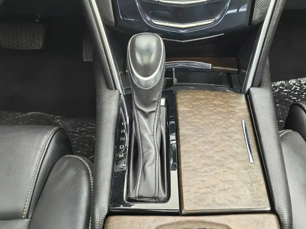 Cadillac XTS — миниатюра 13