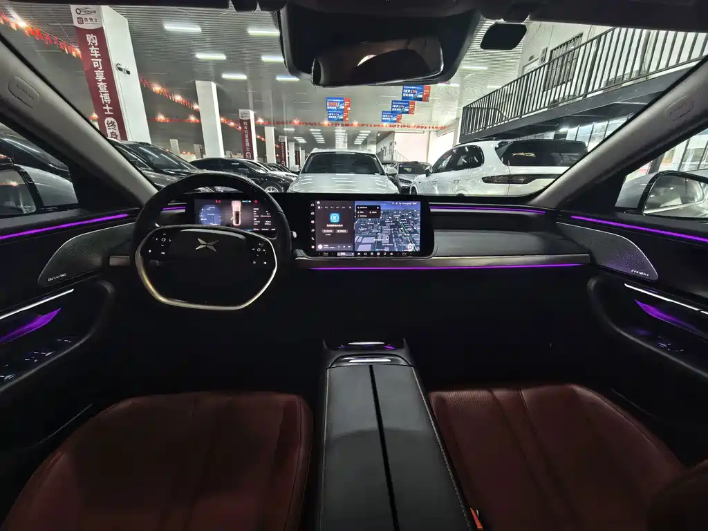 XPeng P7 — миниатюра 10