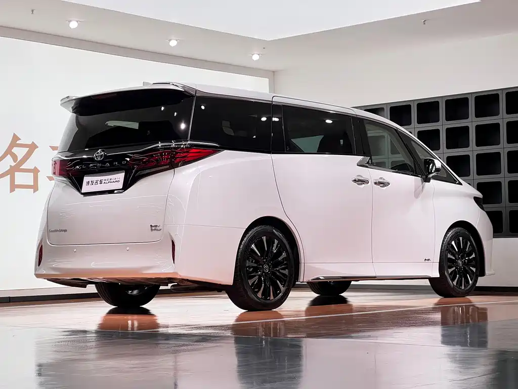 Toyota Alphard 2024 2.5L Premium