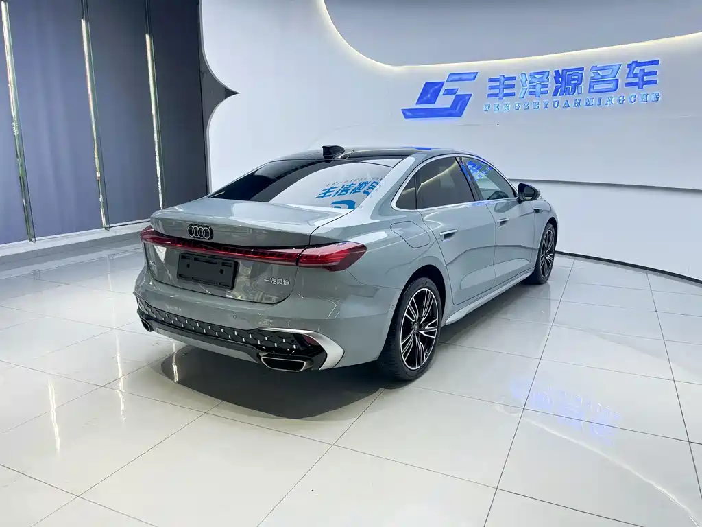 Audi A5L — миниатюра 4