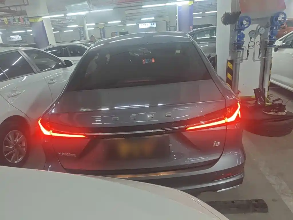 Roewe i5 — миниатюра 6