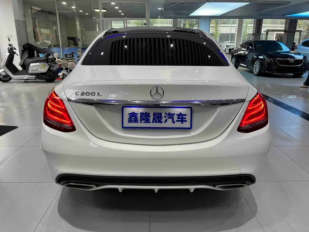 Mercedes-Benz C-Class — миниатюра 18