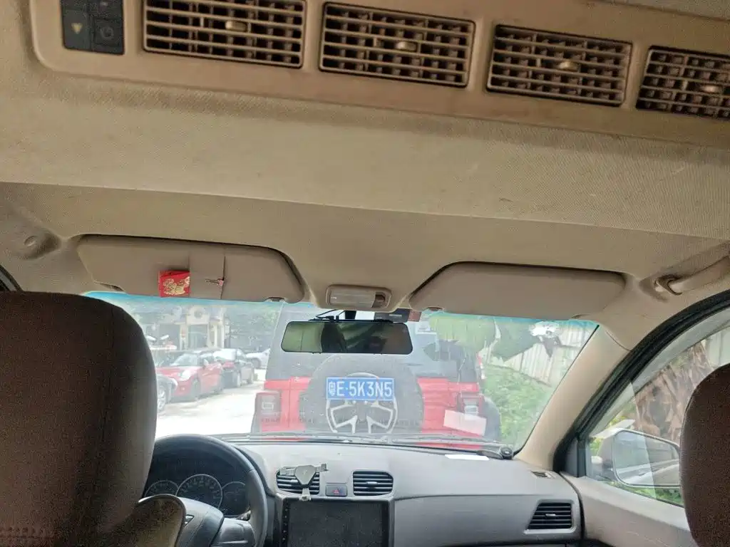 Wuling Hongguang — миниатюра 14