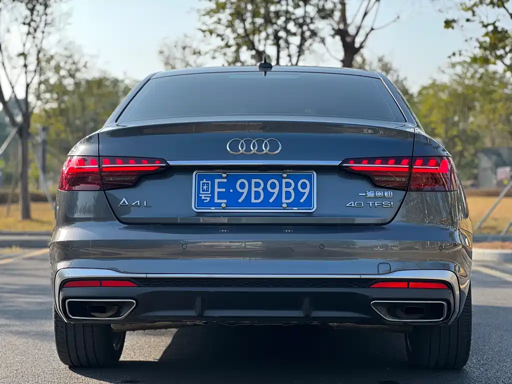 AUDI A4L