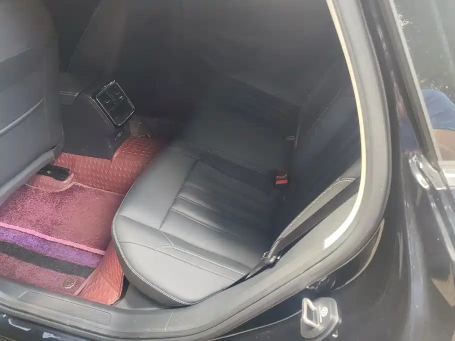 Volkswagen Passat — миниатюра 11