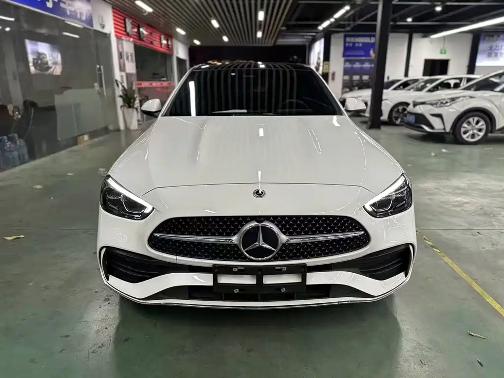 Mercedes-Benz C-Class — миниатюра 2