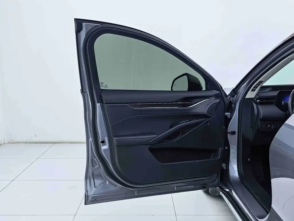 Ford Mondeo — миниатюра 26
