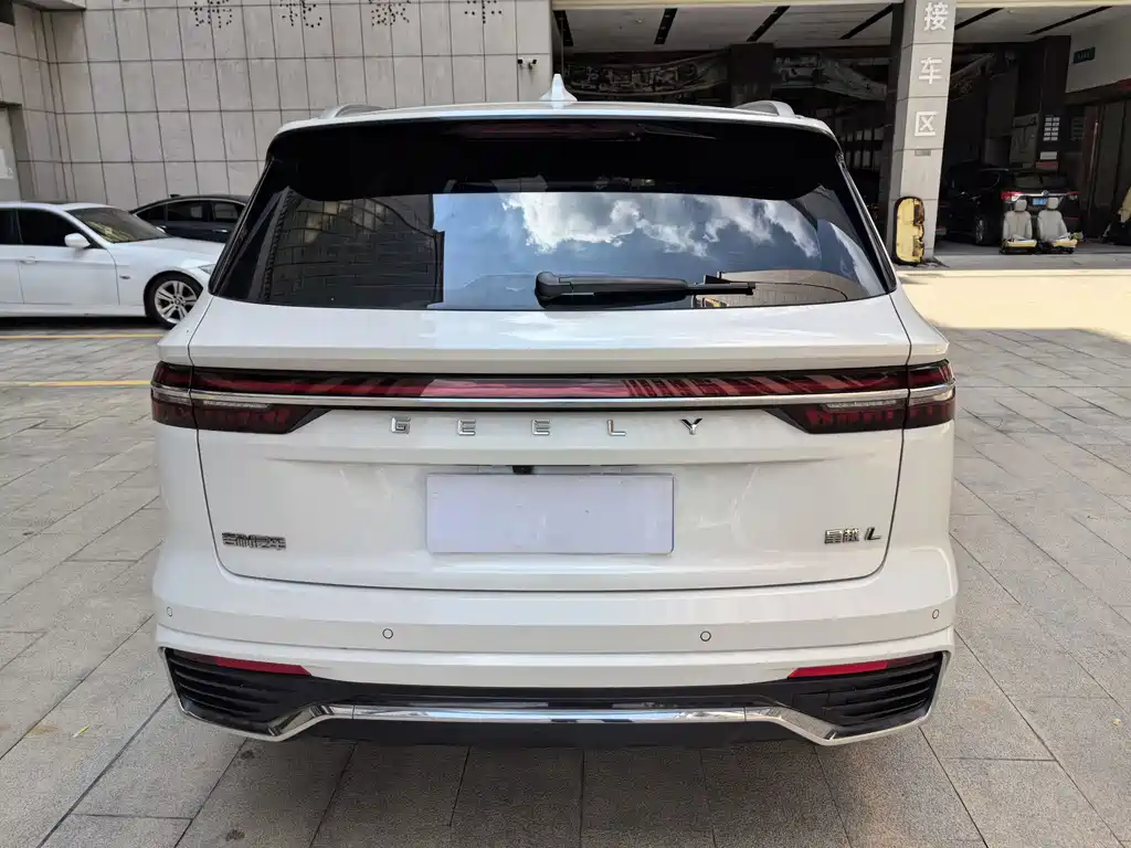 Geely Xingyue L — миниатюра 4