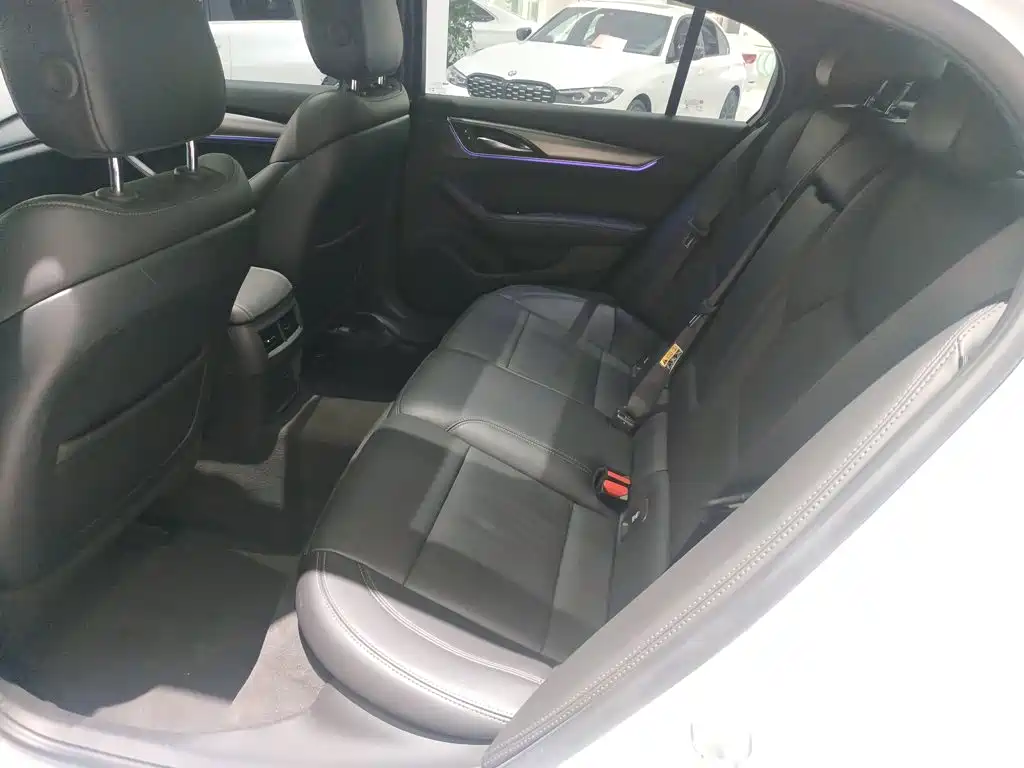 Cadillac CT5 — миниатюра 17