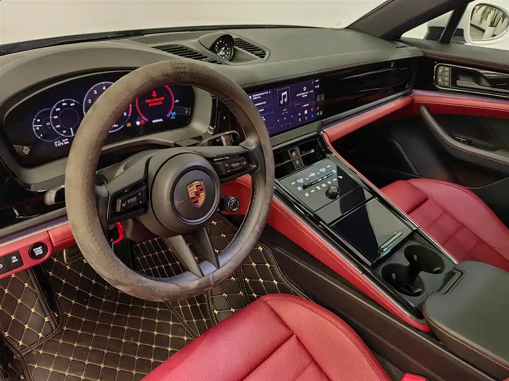 Porsche Panamera — миниатюра 2