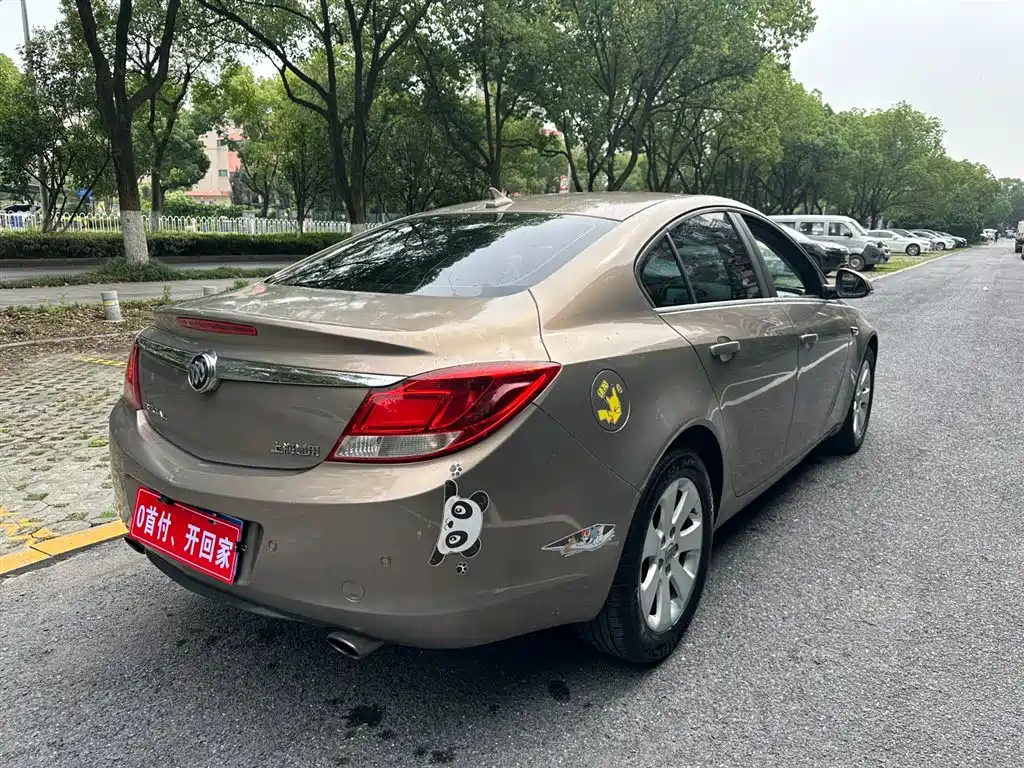 Buick Regal 2011 2.0L Comfort