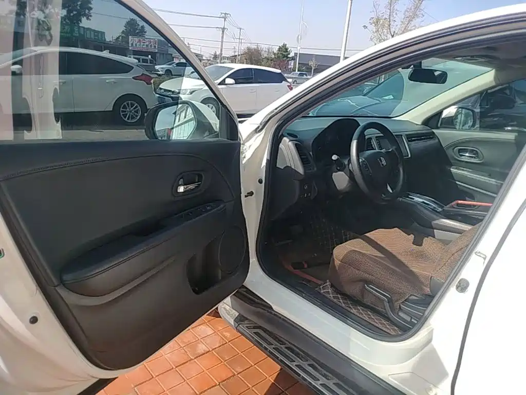 Honda Vezel — миниатюра 16