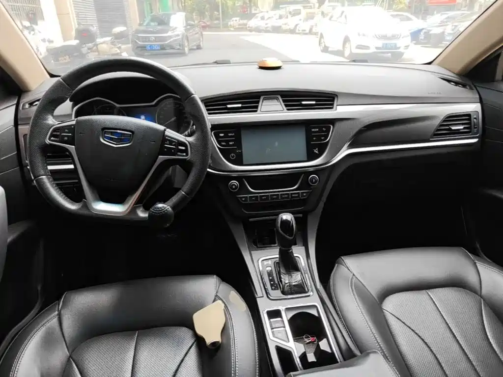 Geely Emgrand — миниатюра 10