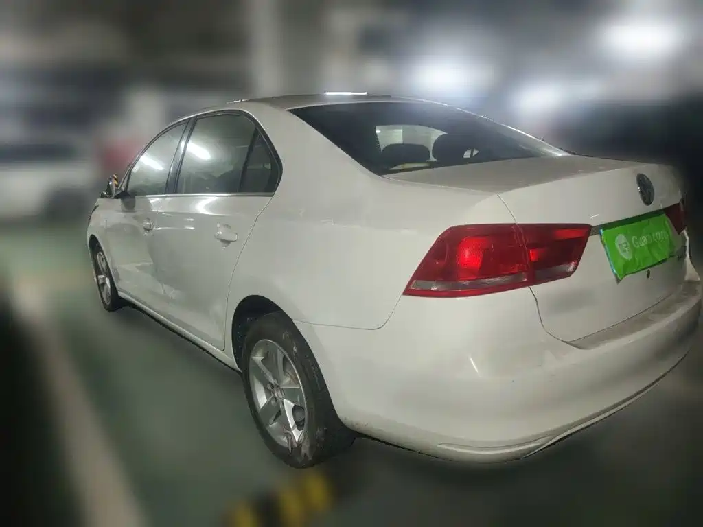 Volkswagen Santana — миниатюра 4