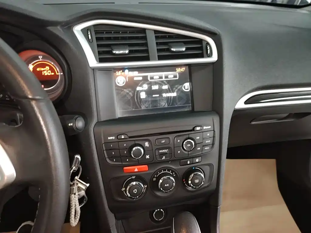 Citroen C4L — миниатюра 13