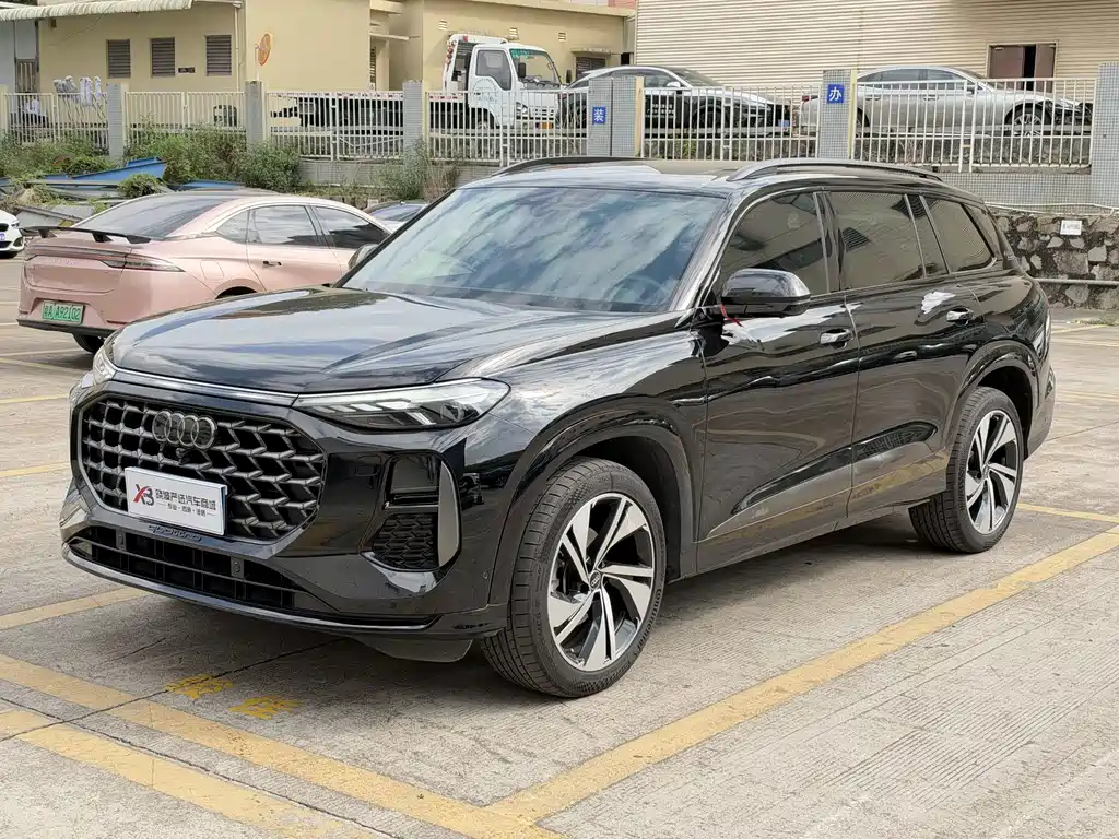 Audi Q6