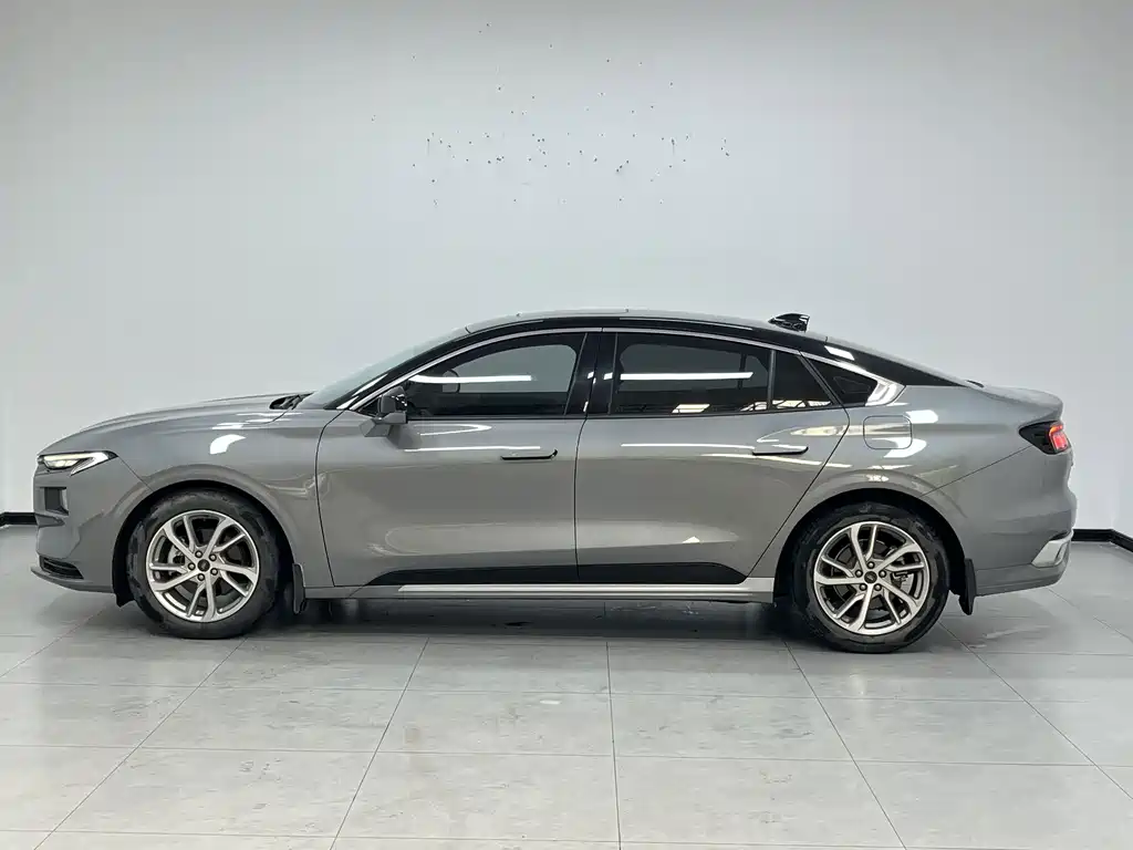 Ford Mondeo — миниатюра 5