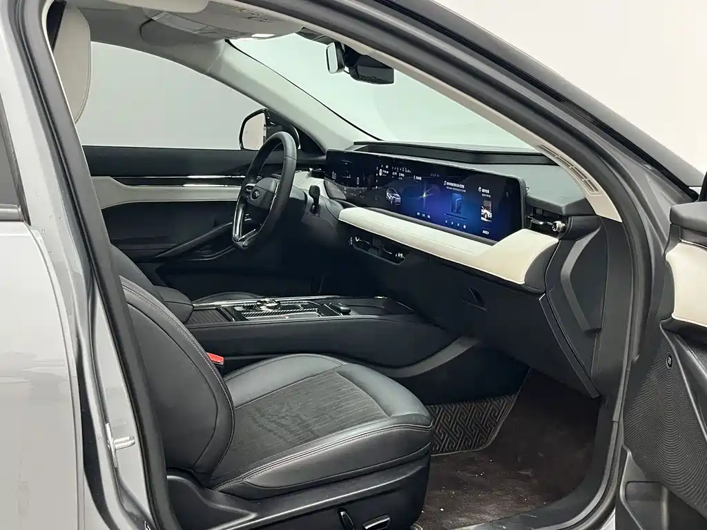 Ford Mondeo — миниатюра 13